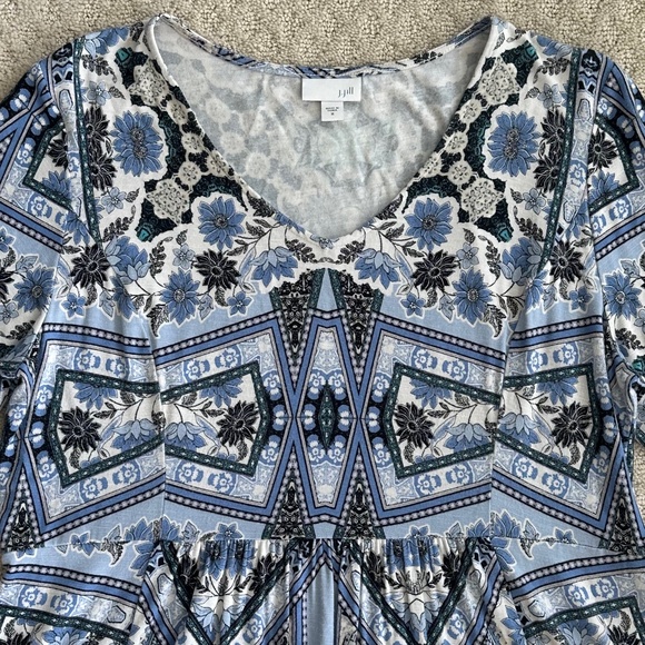 J. Jill Mosaic Floral Jersey Knit Shift Dress Med Stretchy Comfy Classic Casual - Picture 2 of 11